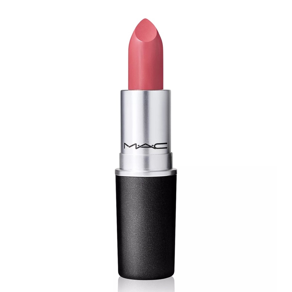 MAC BRAVE Satin Lipstick 3g: creamy, long-lasting lipstick.